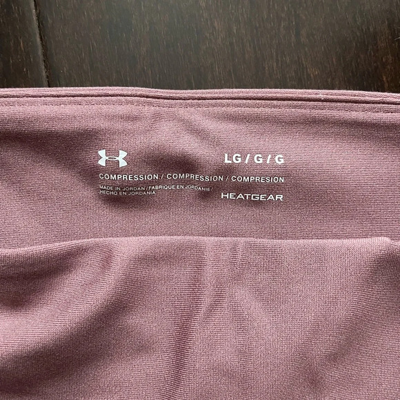 UA Compression Heat-gear Ankle Leggings - Picture 3 of 3